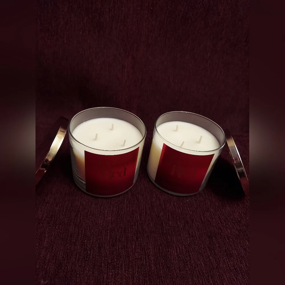 Forever red candles by bath and body works